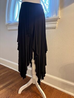 Free People Soft Knit Black Skirt Asymmetrical length Never Worn